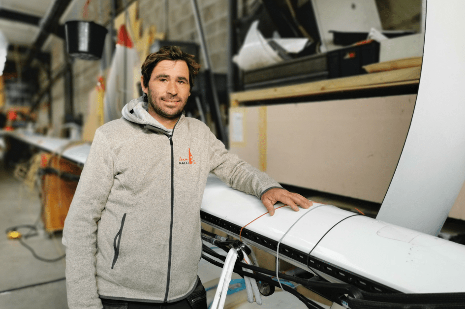 Rémi Lhotellier, préparateur : « je suis tombé dans la voile très jeune, en y travaillant dès l’âge de 14 ans ! »